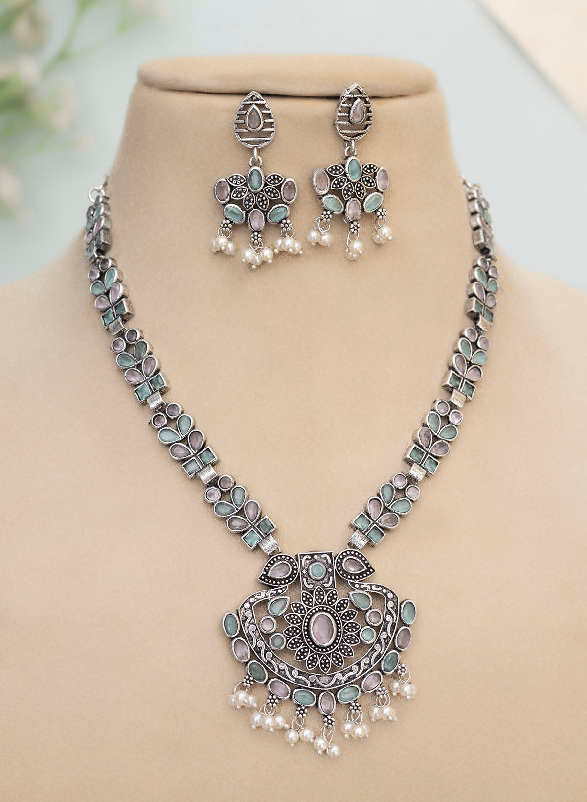 Aneena Necklace set
