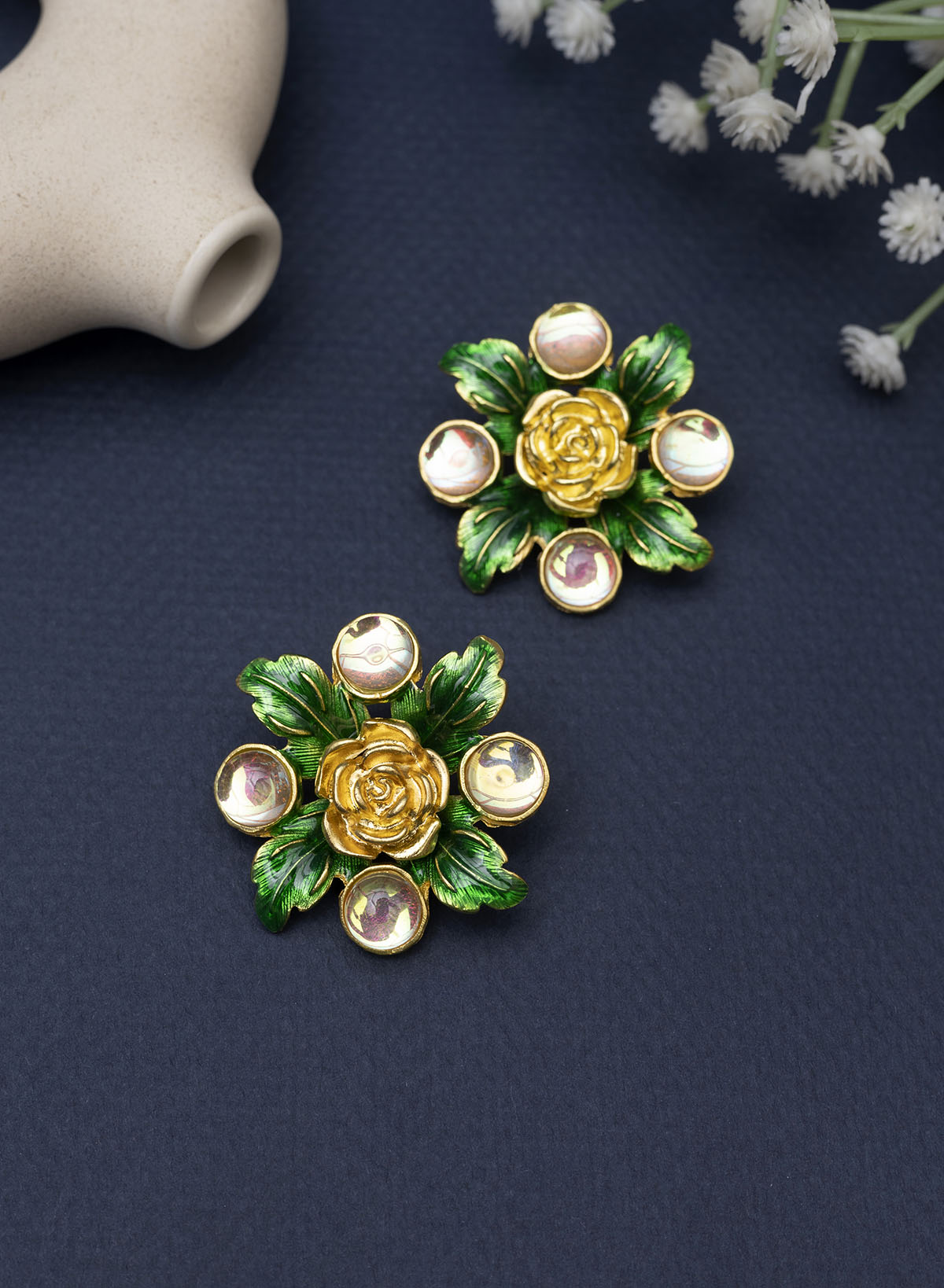 flower stud earrings