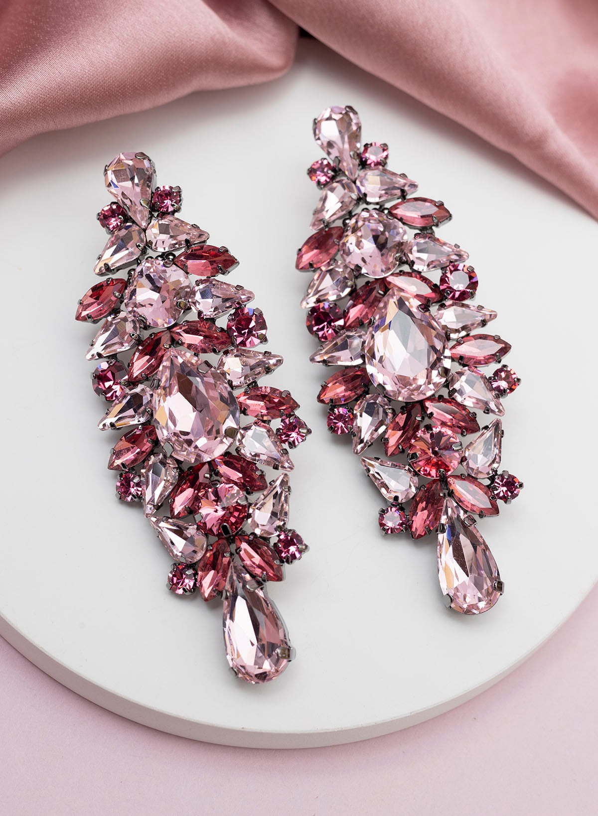 Siya stone earring