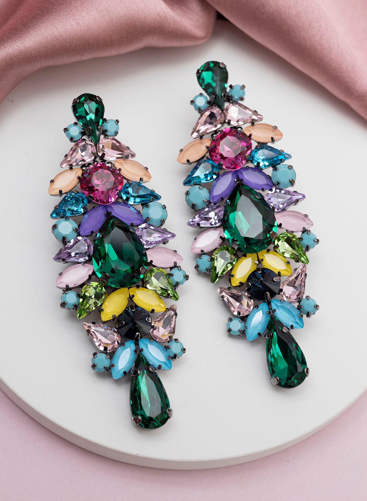 Siya stone earring