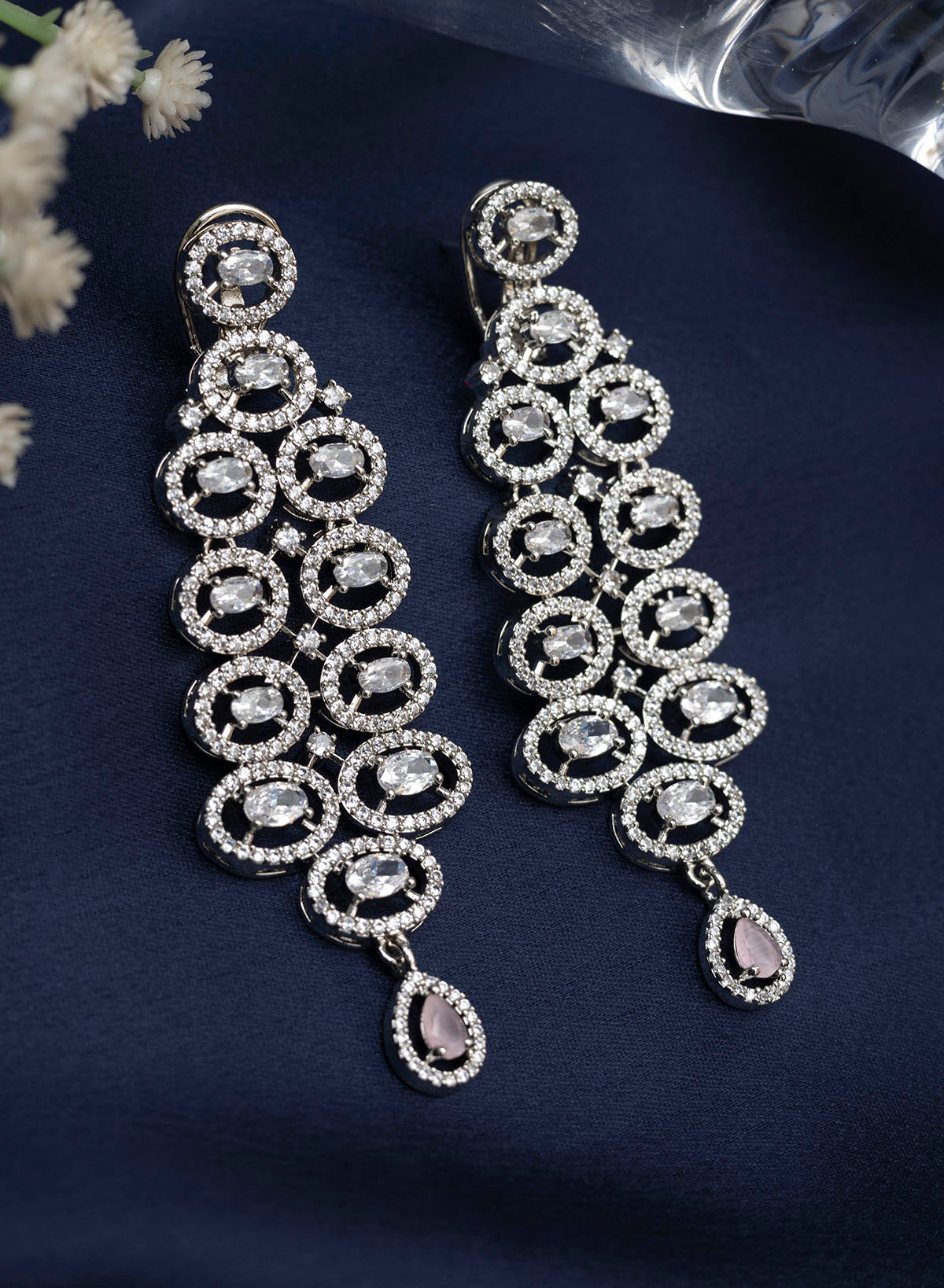 Ryaan ad earring
