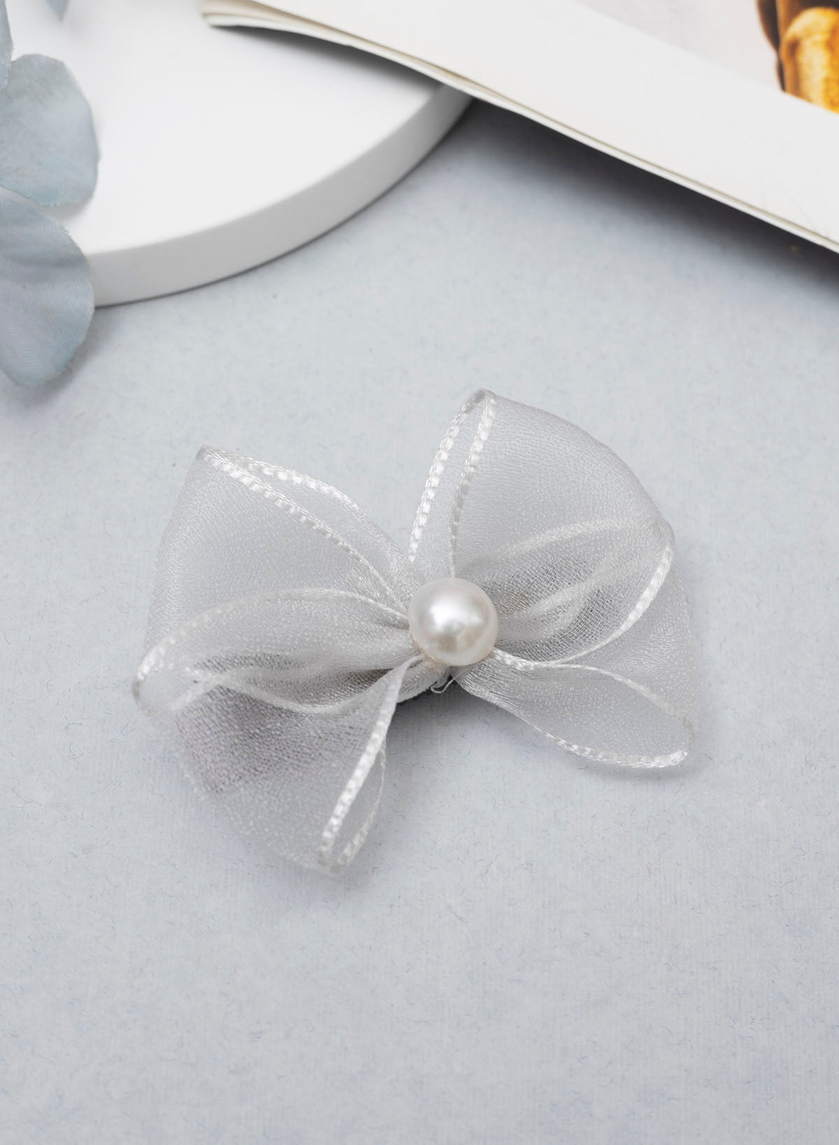 Everly bow
