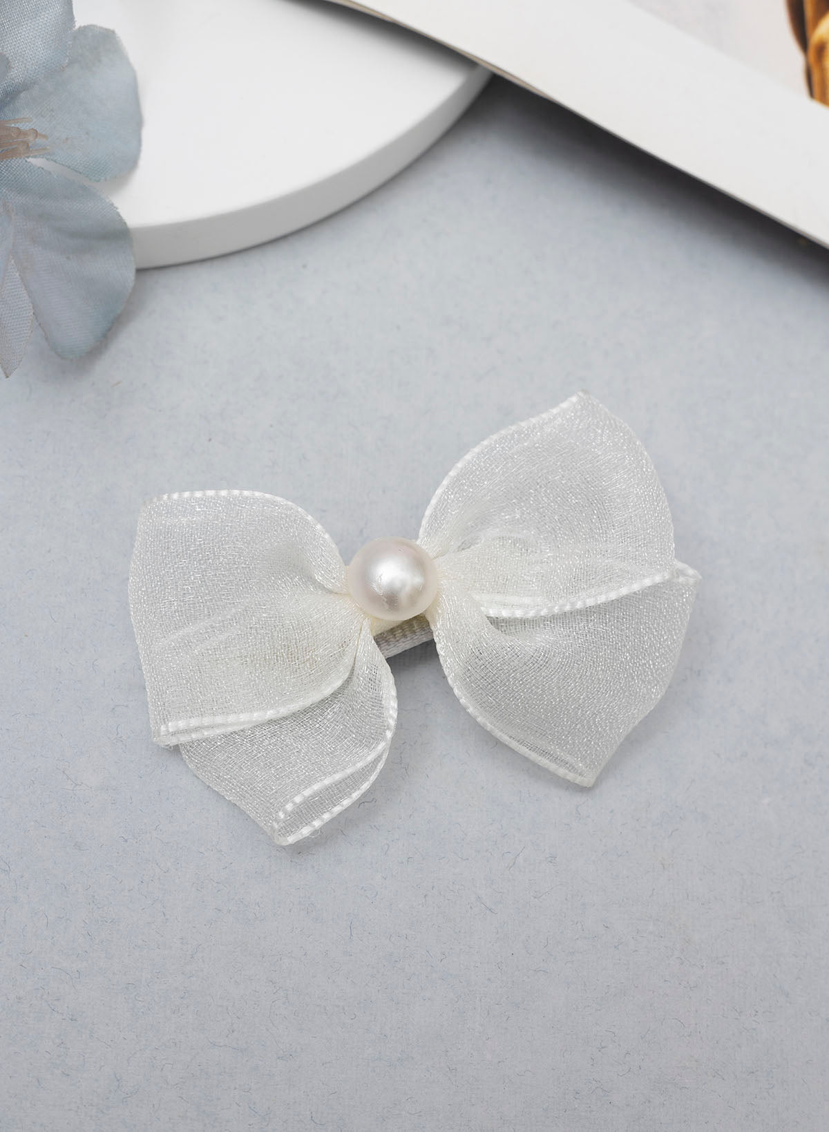 Everly bow