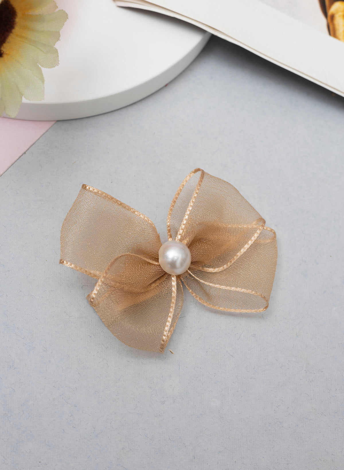Everly bow