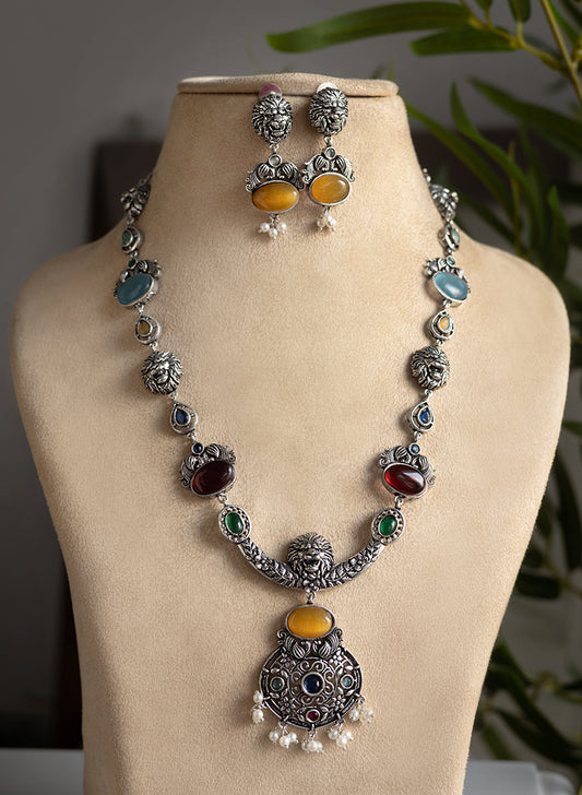 Vihaana Necklace Set