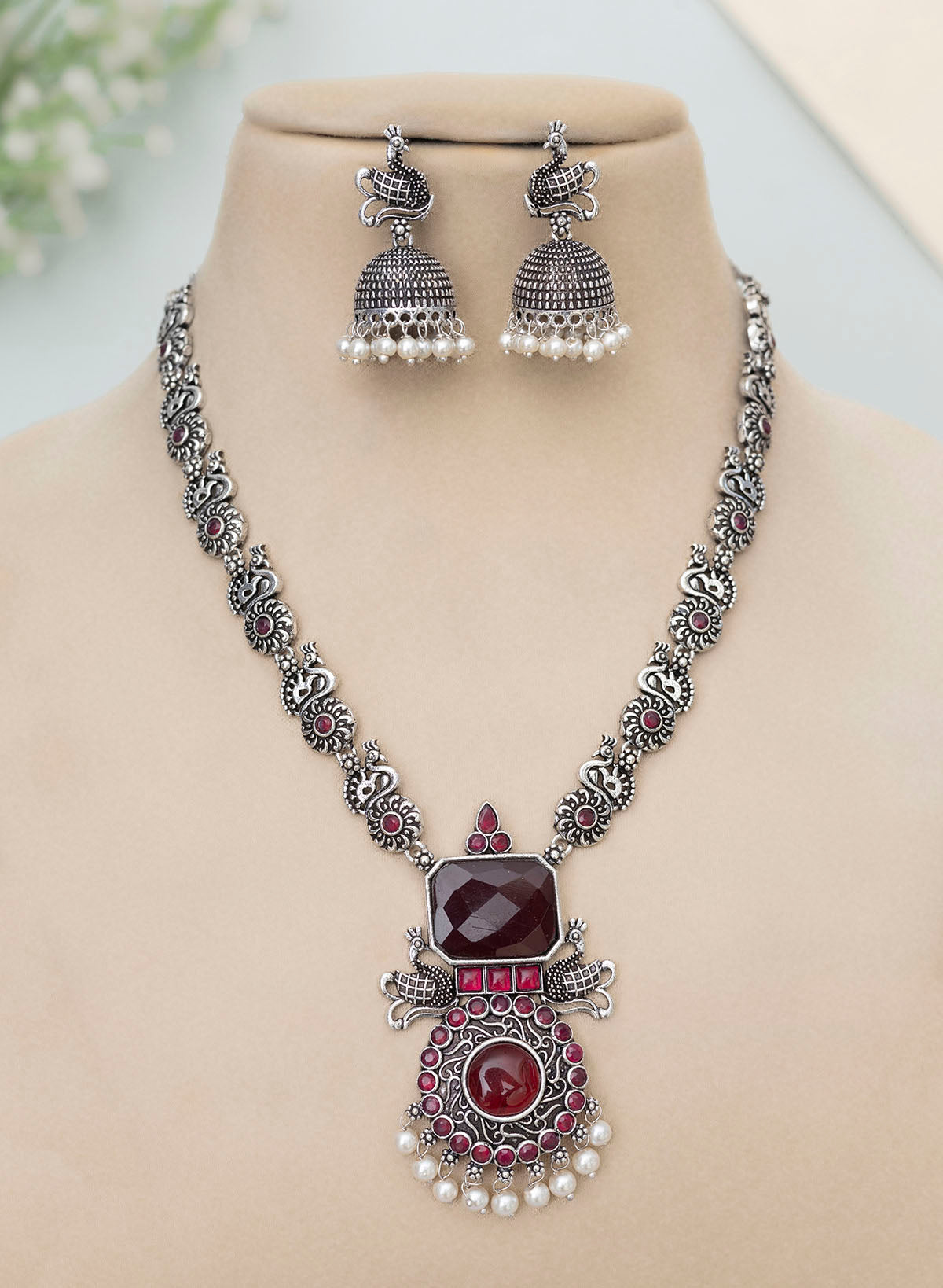 Aashya Stone Necklace set