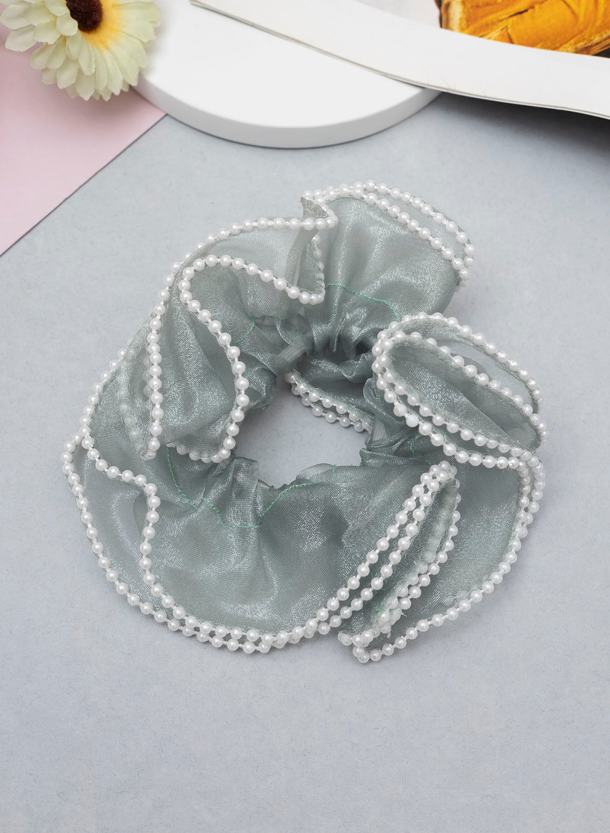 Remi scrunchies