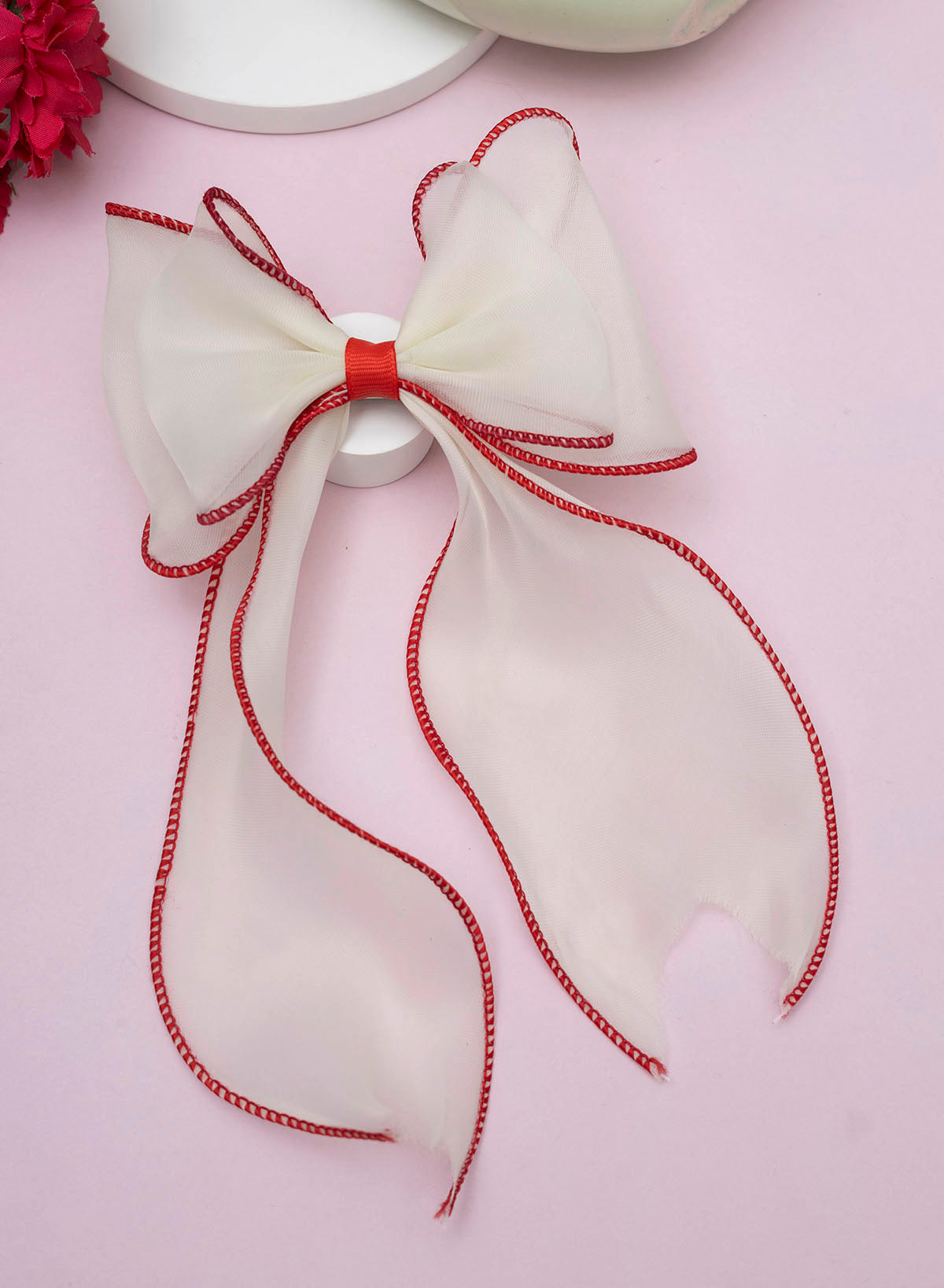 Genesis hair bow