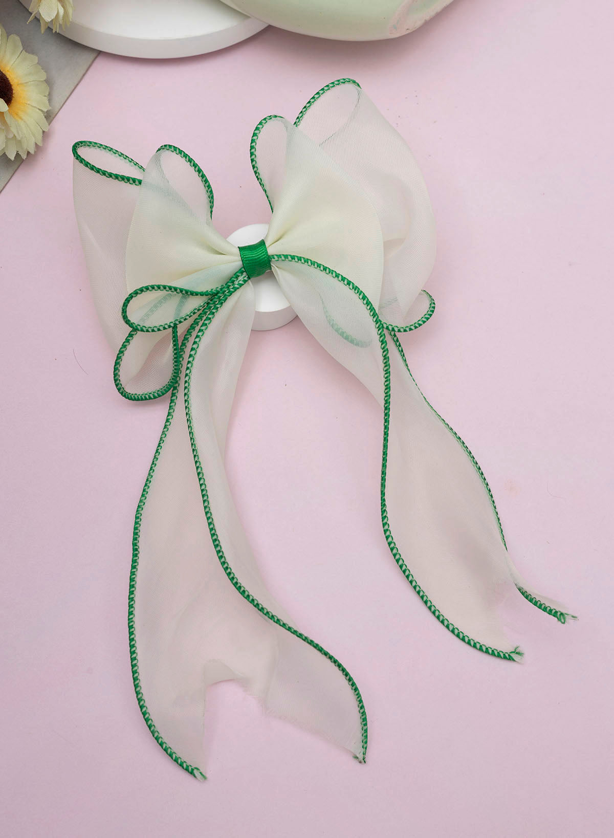 Genesis hair bow