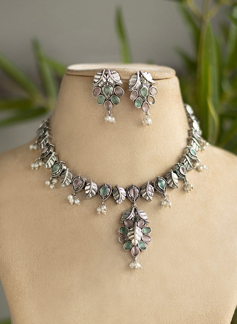 Abhasa necklace set