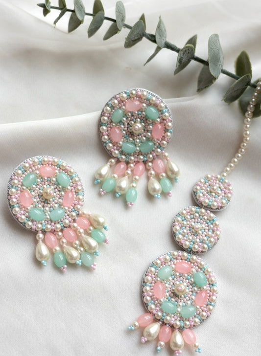 HADIYA MINT PINK HANDMADE EARRING AND MANGTIKA