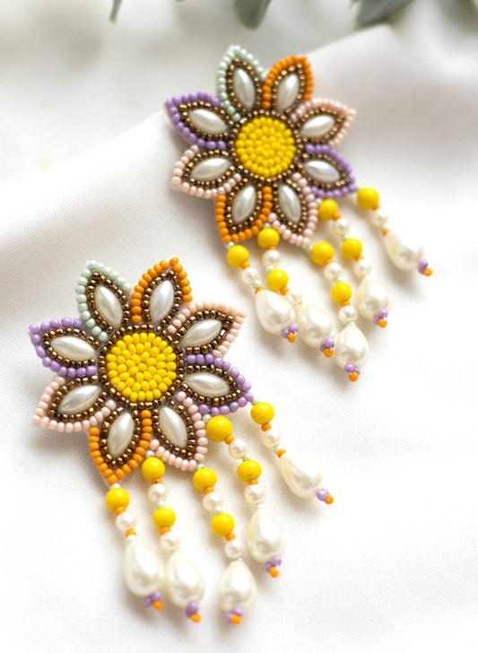 gautami  MULTICOLOR HANDMADE EARRING