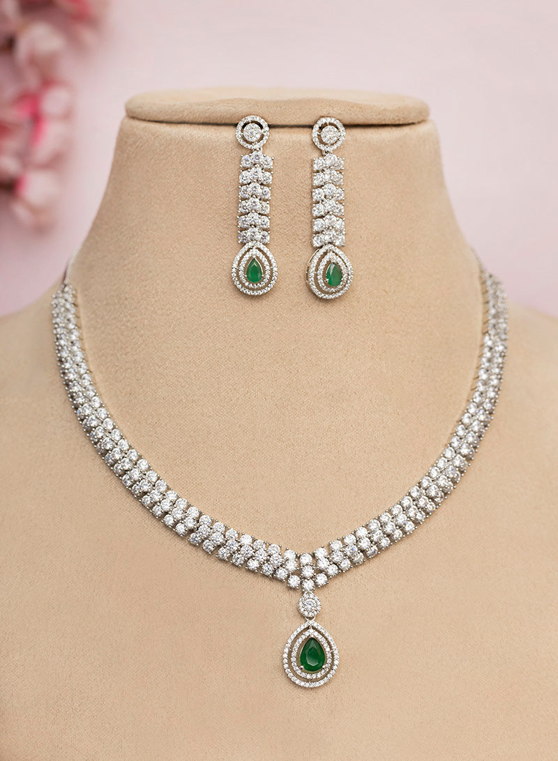 Leona AD Necklace Set