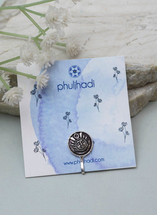 Vishni Nose Pin