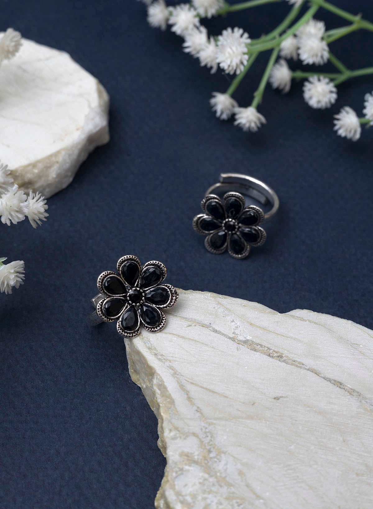 Nagina oxidised Toe Ring