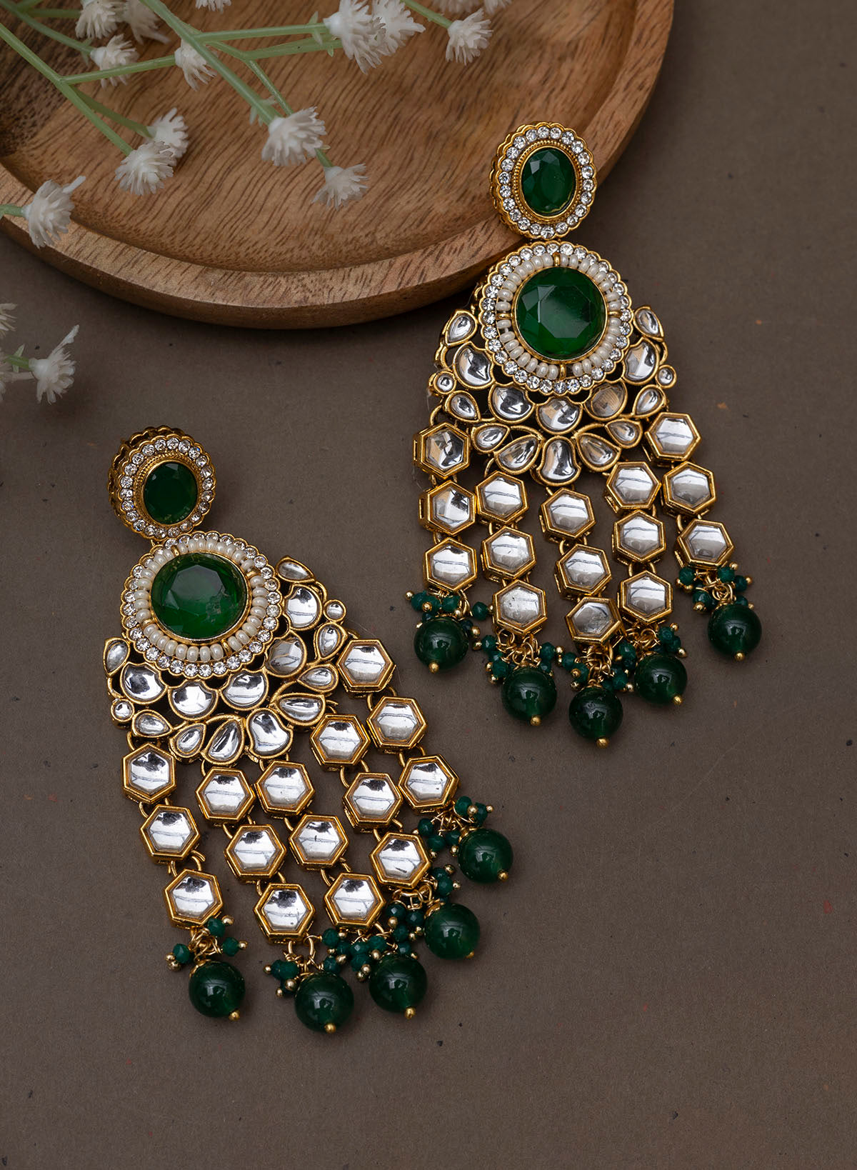 Madhya Kundan Earring