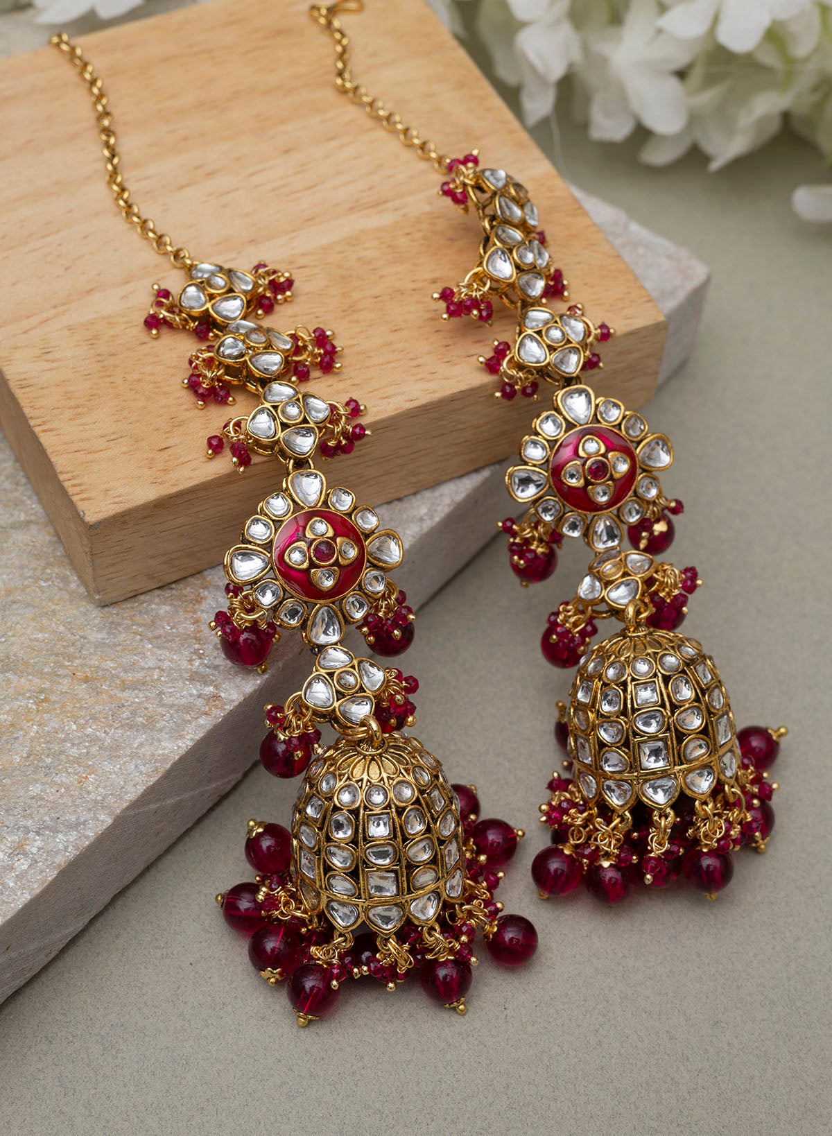 Kratgya Kundan Jhumka Earring