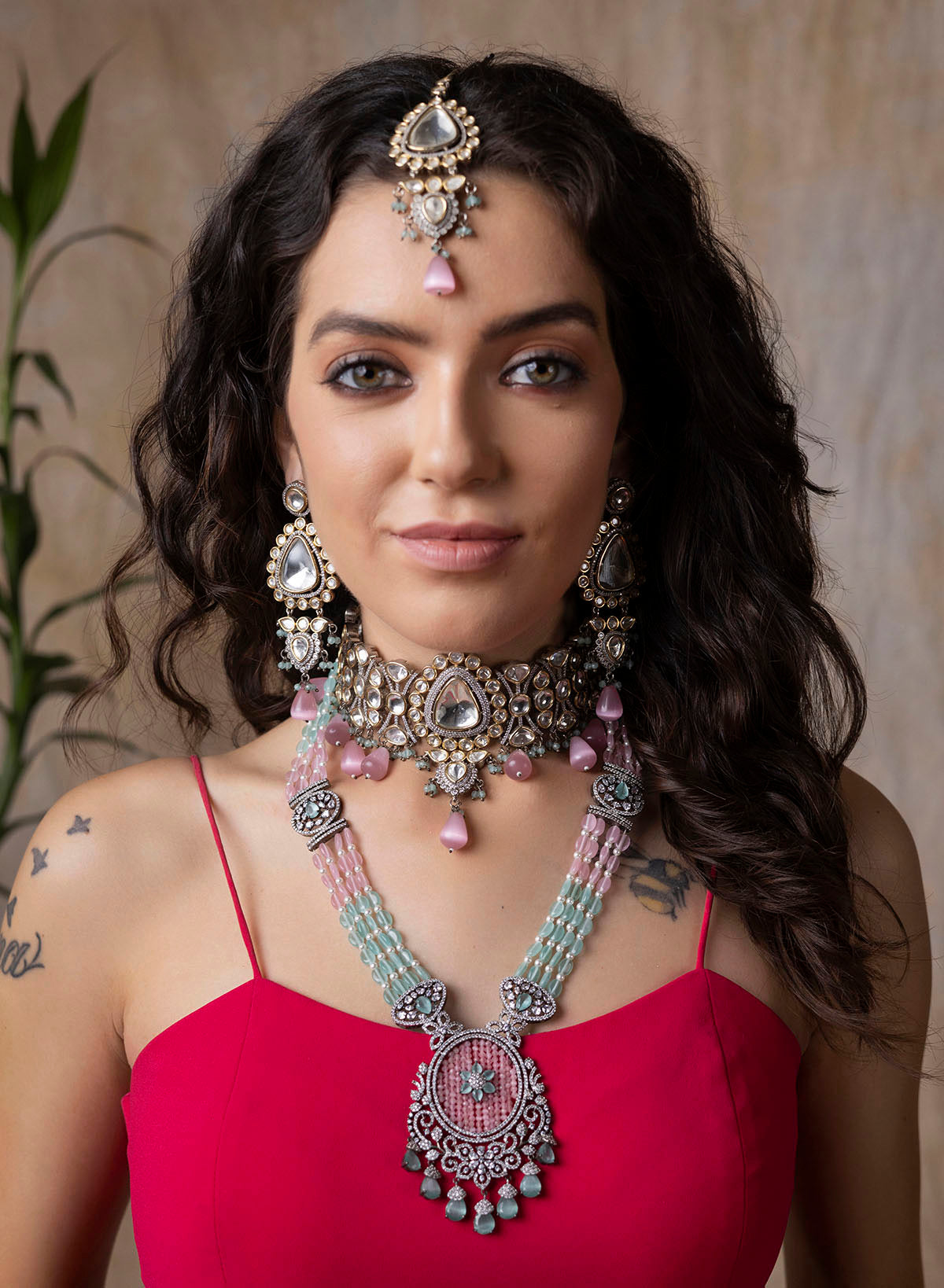 Shrutikirti Kundan Necklace Set with Mangteeka