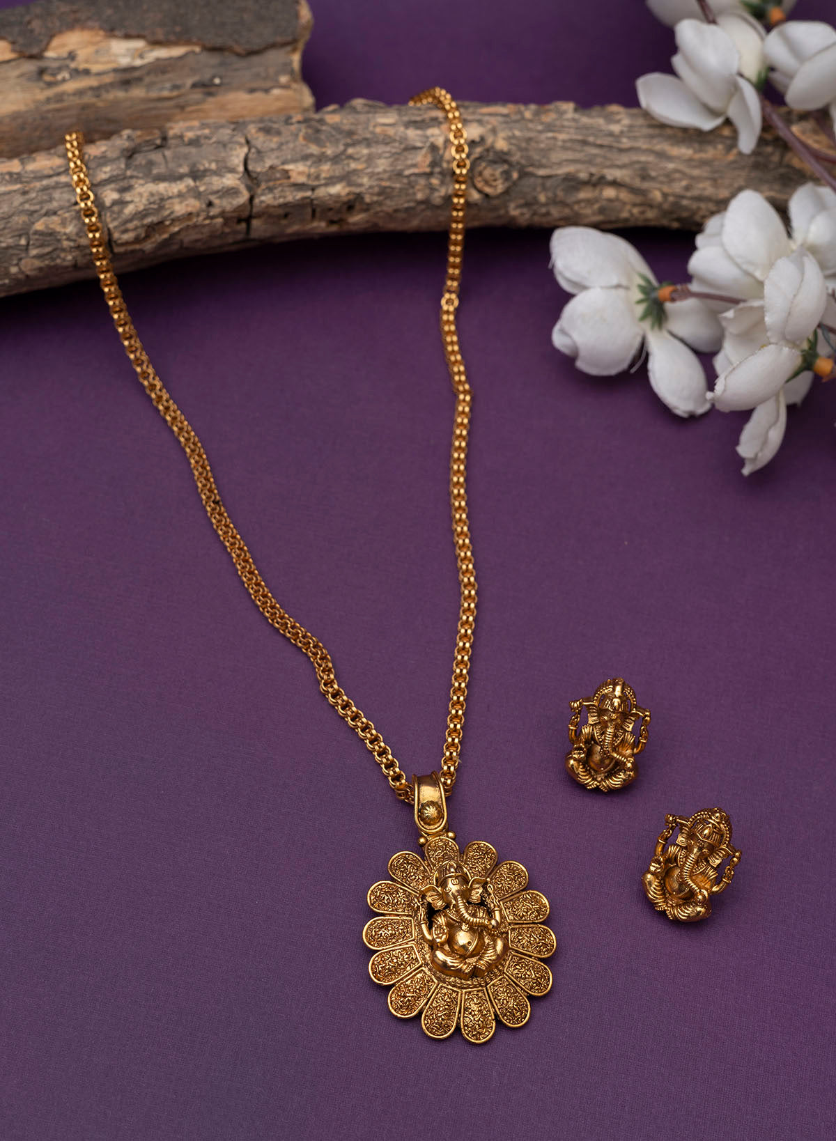 Prabha Golden Pendant Chain Set – Phuljhadi - Main Image