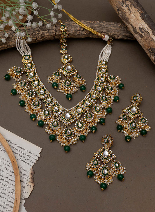 Shreshtha Kundan necklace set