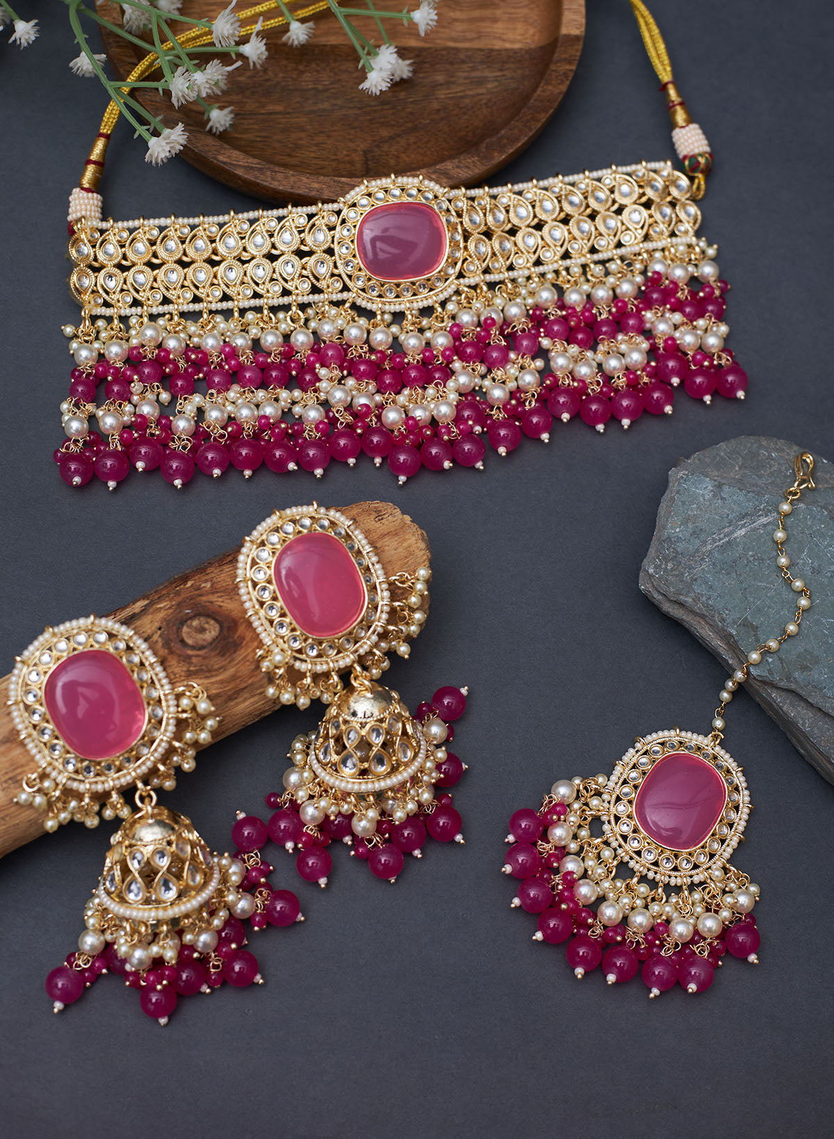 Swatisuta Kundan Necklace Set