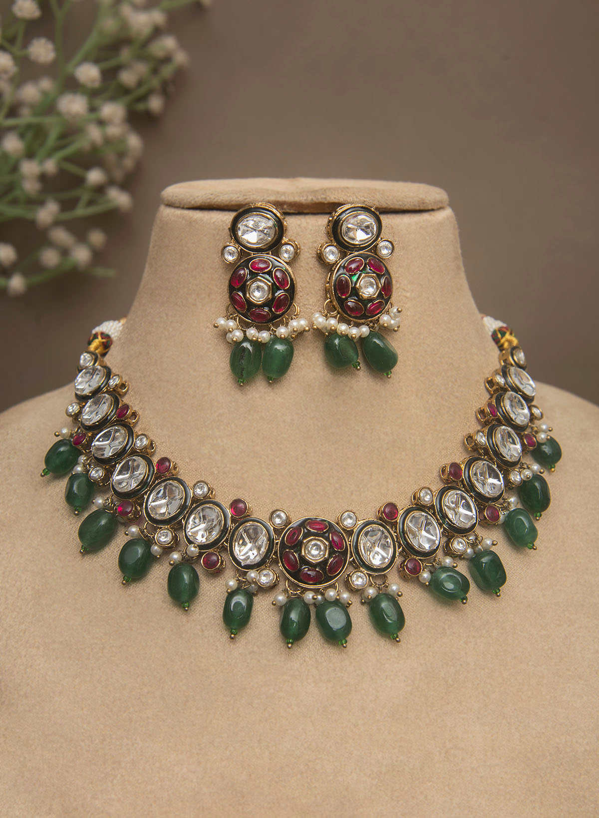 Takshaa Necklace Set
