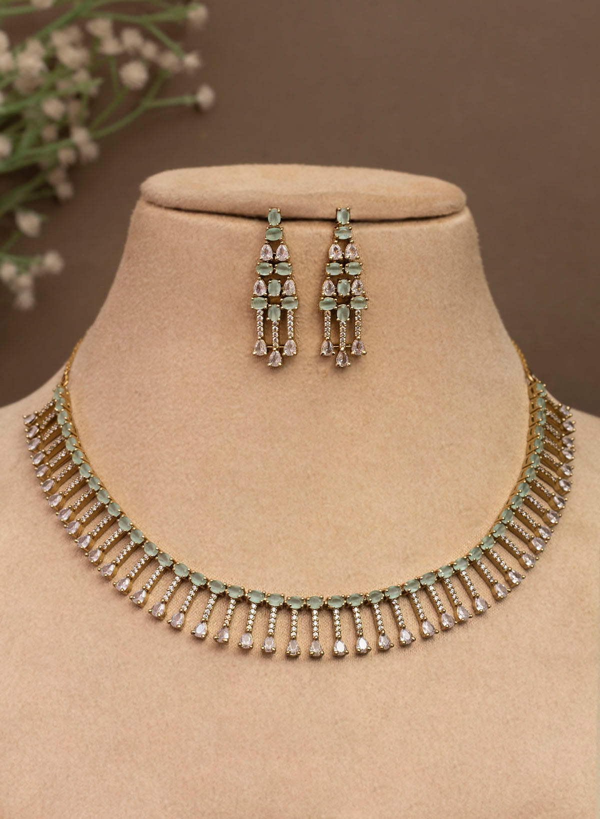 Aveline necklace set