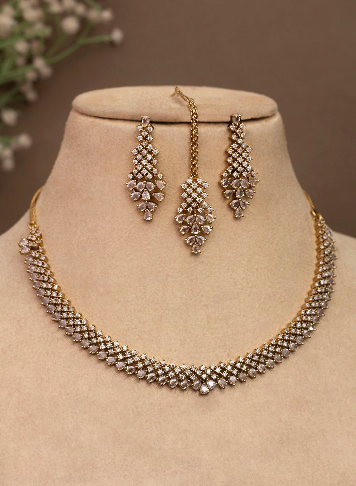 Mahiri Necklace Set
