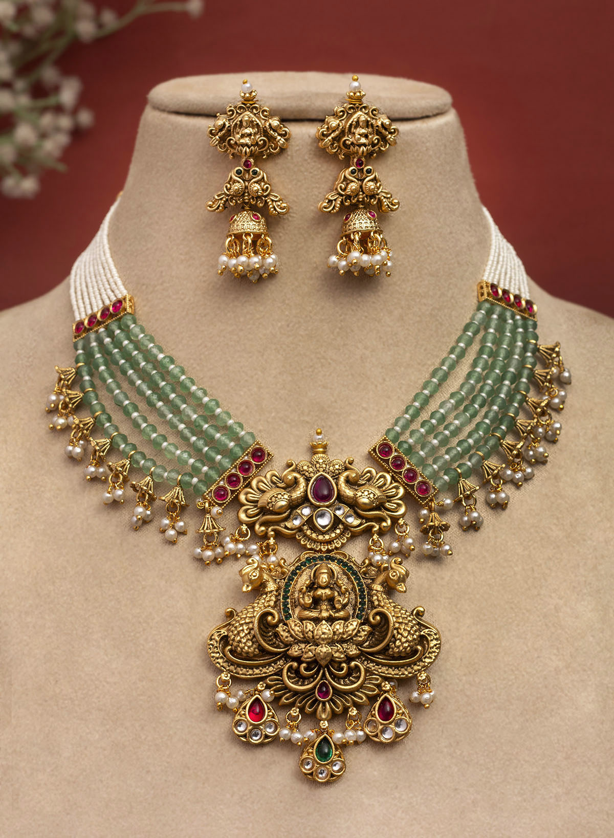 Yamiksha Necklace Set