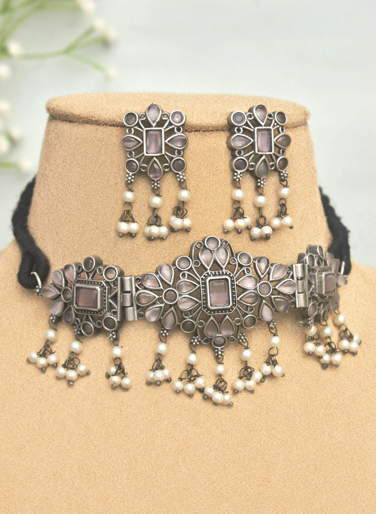 Chalsia Choker set