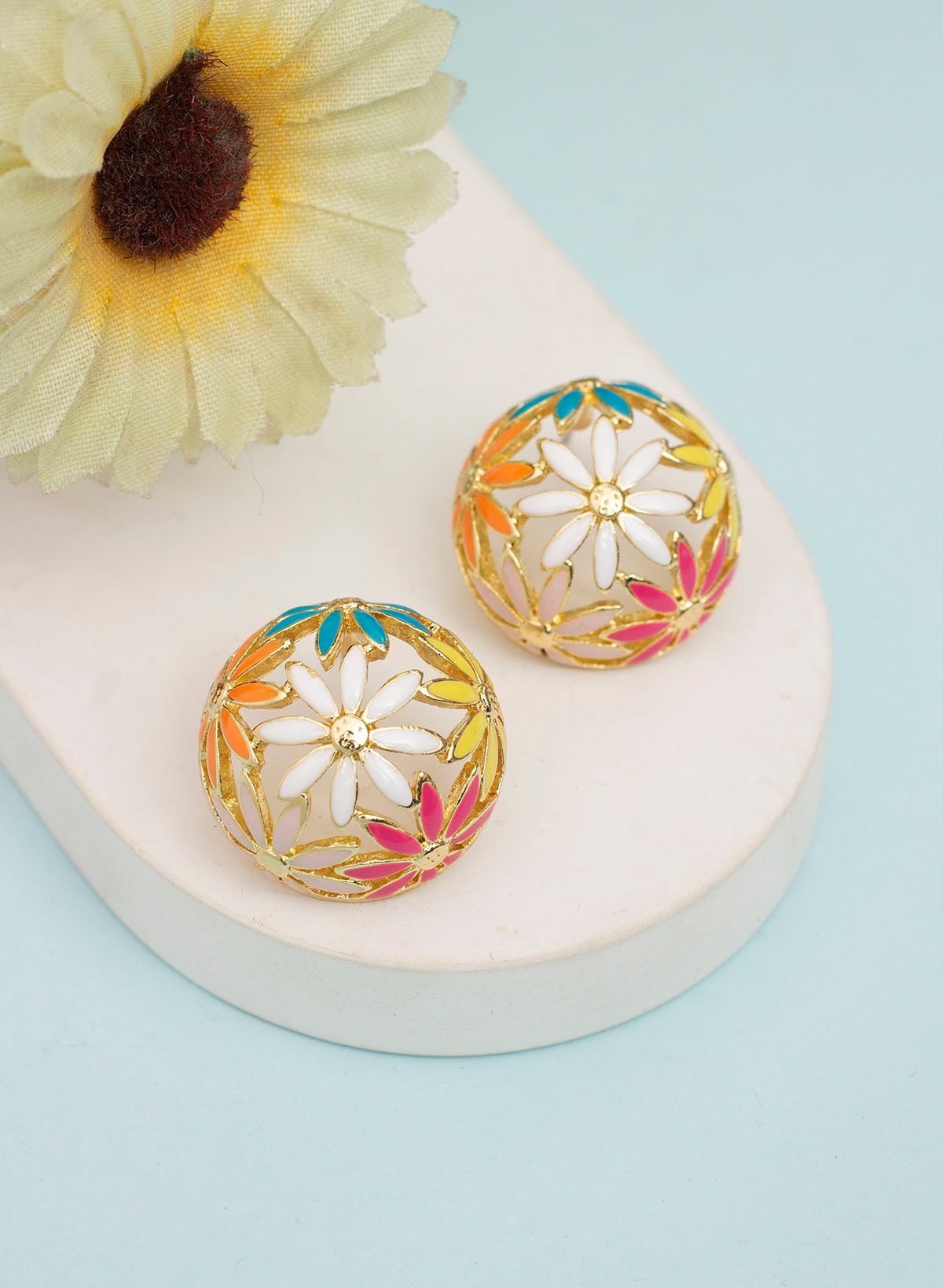 Fanny Round Stud