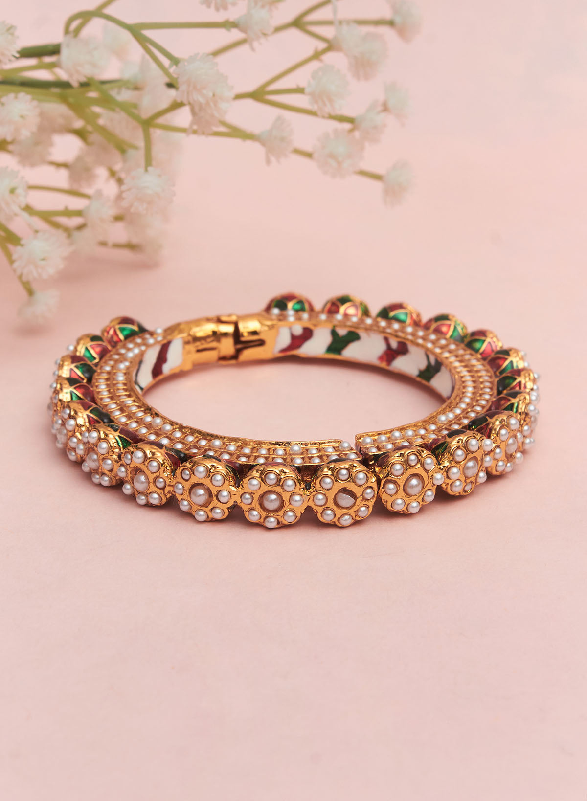 Aarashi stone bangle