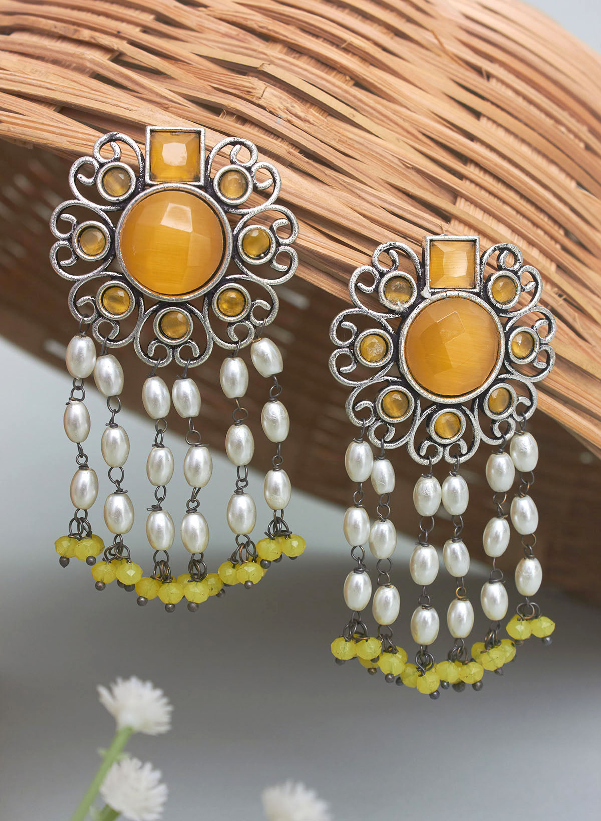 Vardhini stone earring