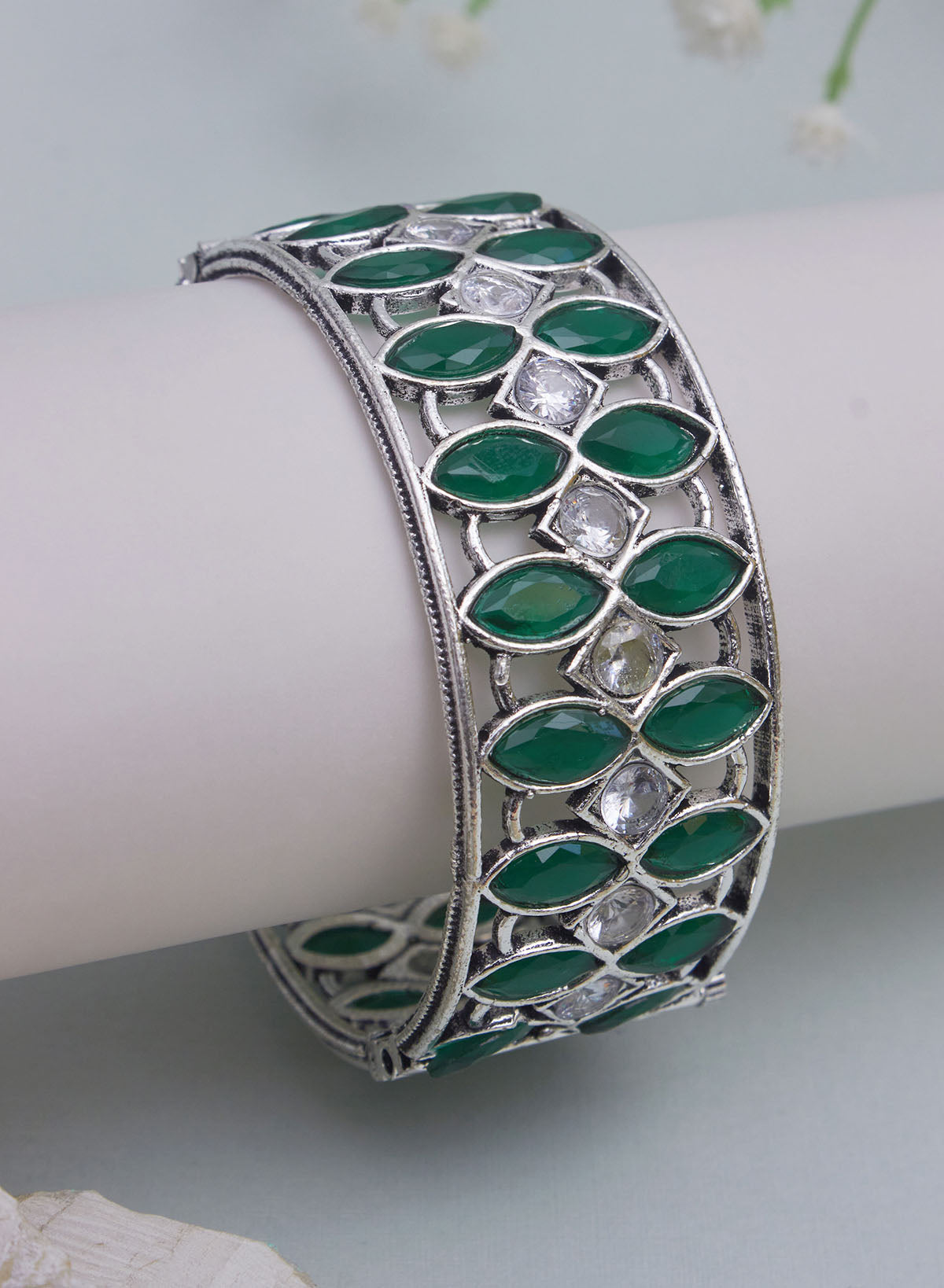 Neysa stone bangle