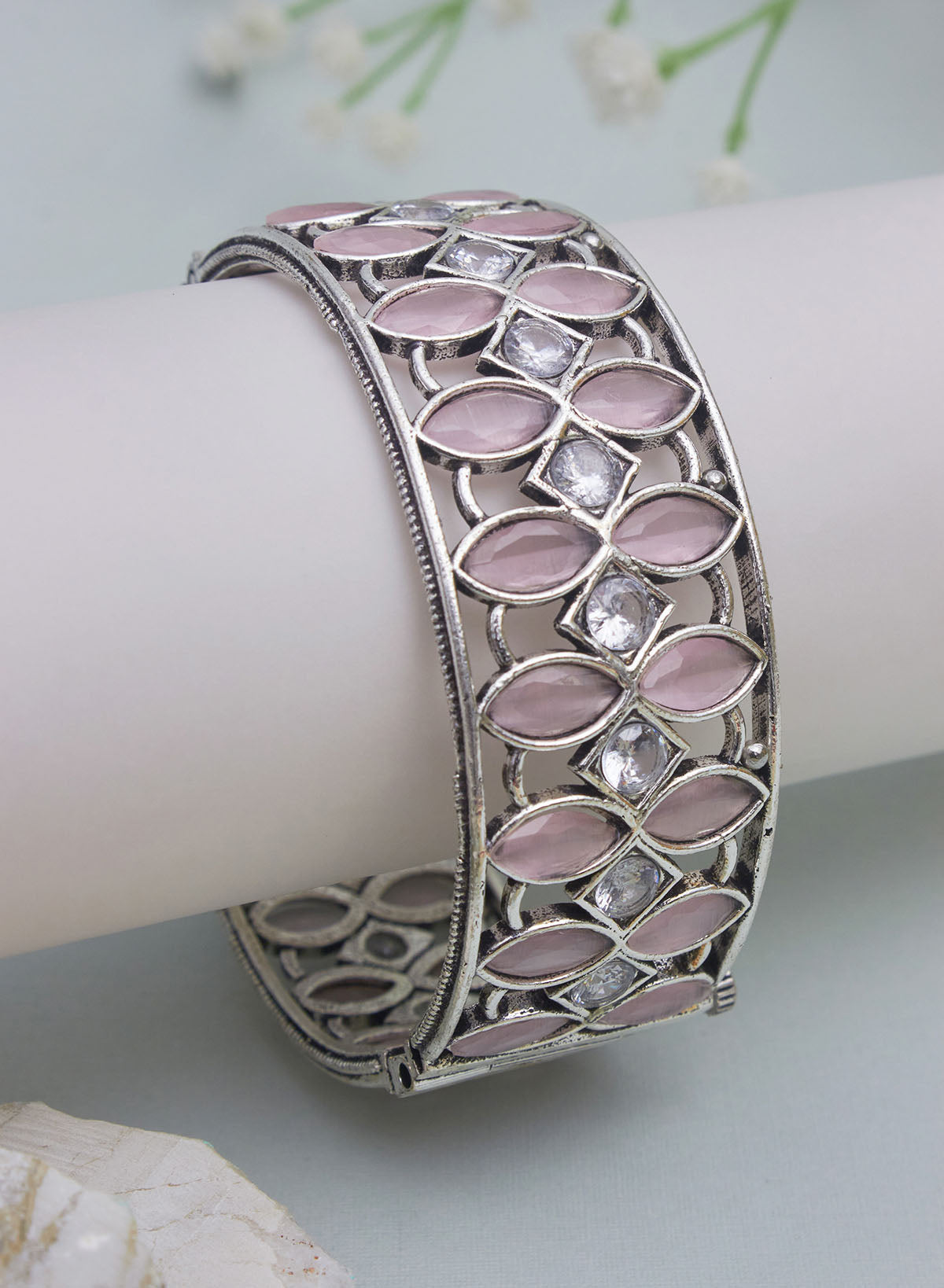 Neysa stone bangle