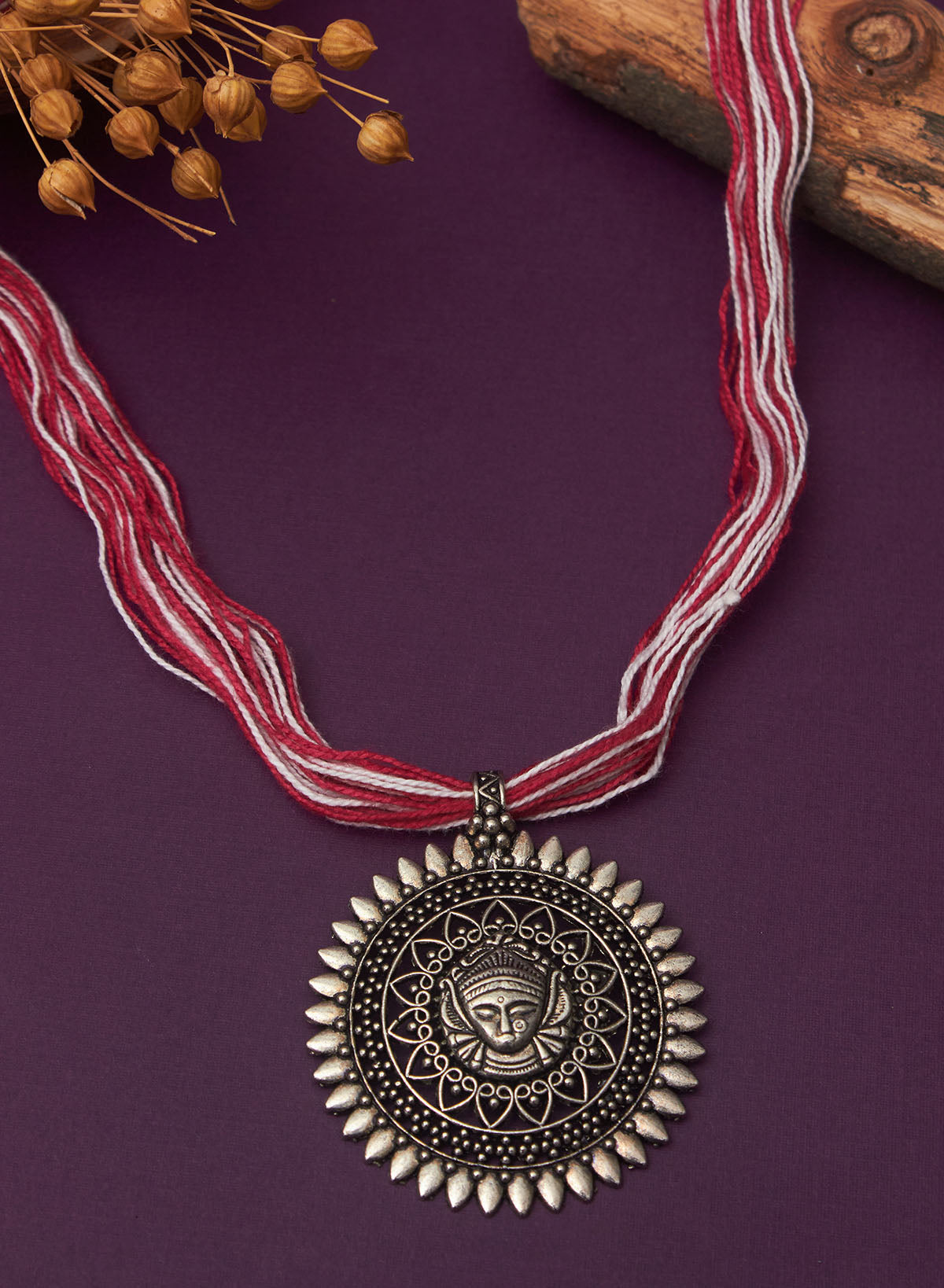 Panchali pendant necklace