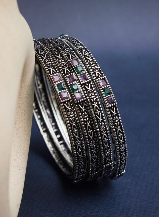 Bandini stone bangle