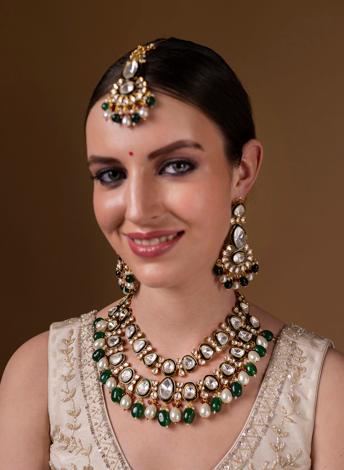 Parushi necklace set
