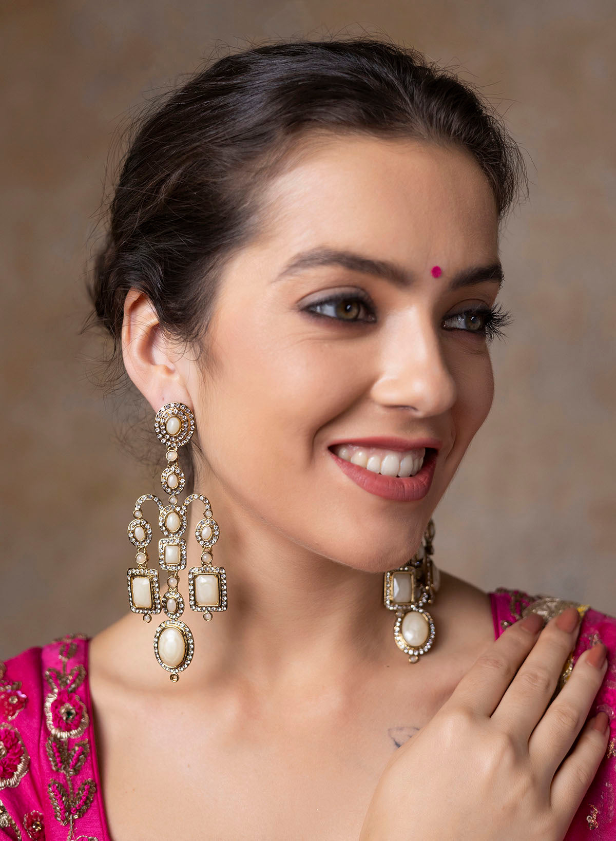 MISHI EARRINGS