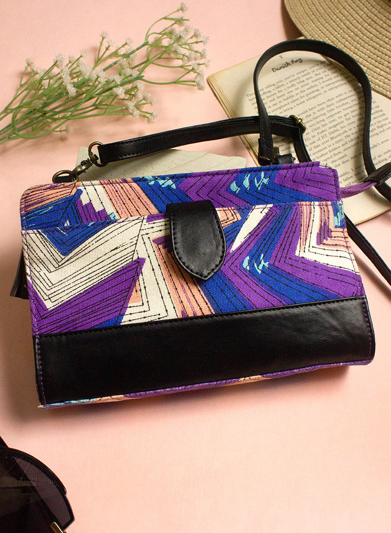 Vacation wonders Sling Bag