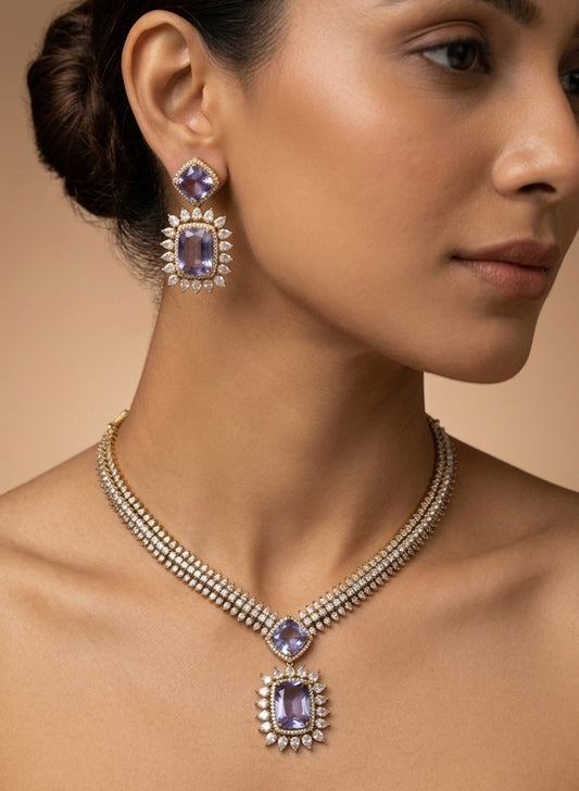 Atira Necklace Set