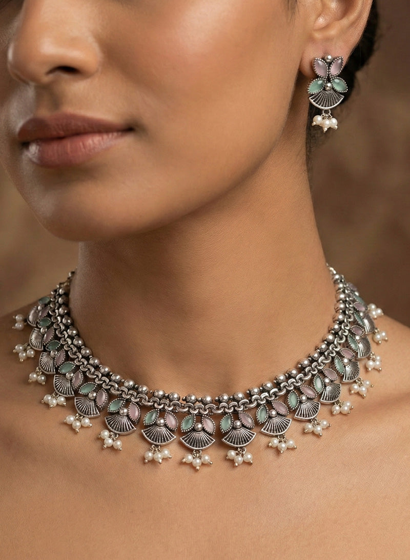 Nirvaana Necklace Set