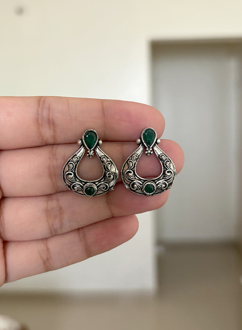 Nayvika earrings