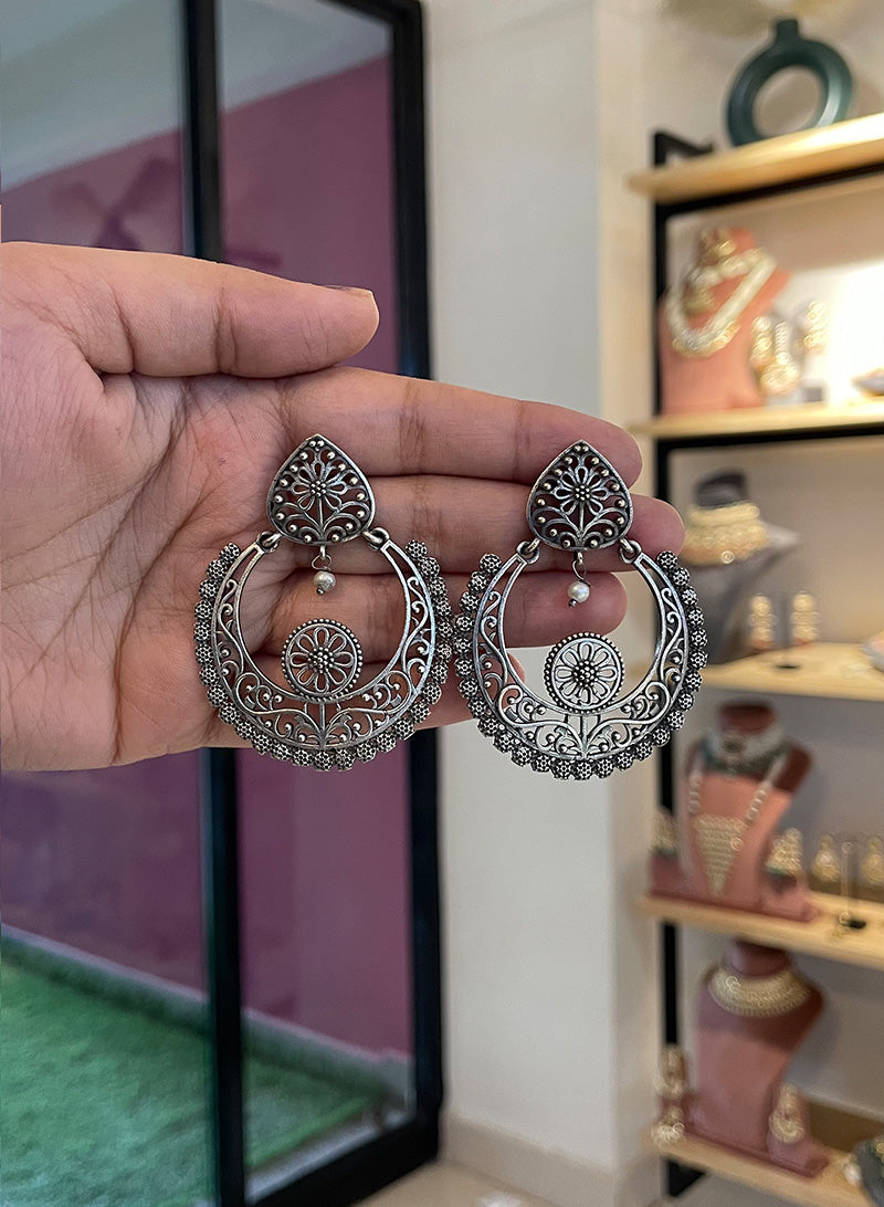 Binky earrings