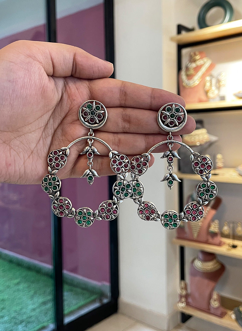 Wriya earrings