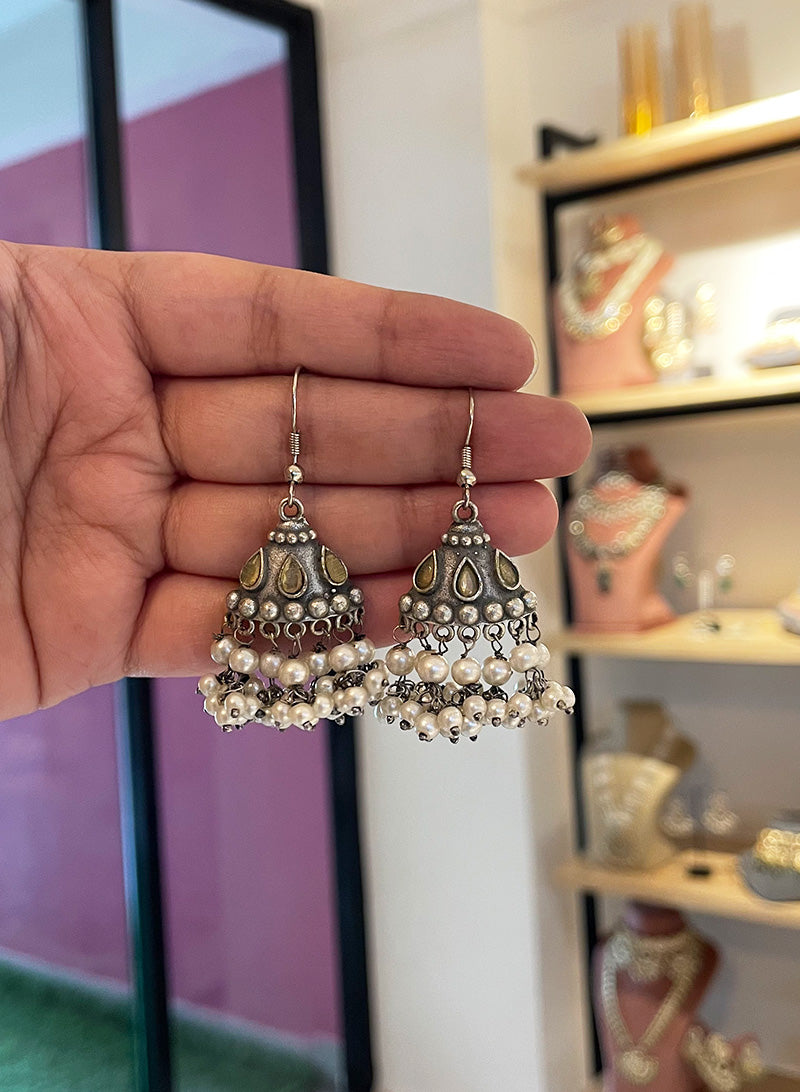 Nivitaa earring