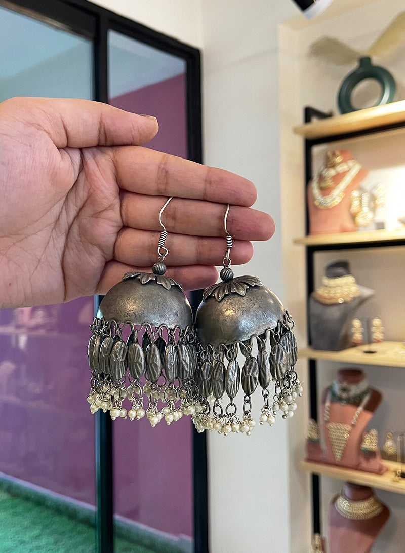 Tiyasha earrings