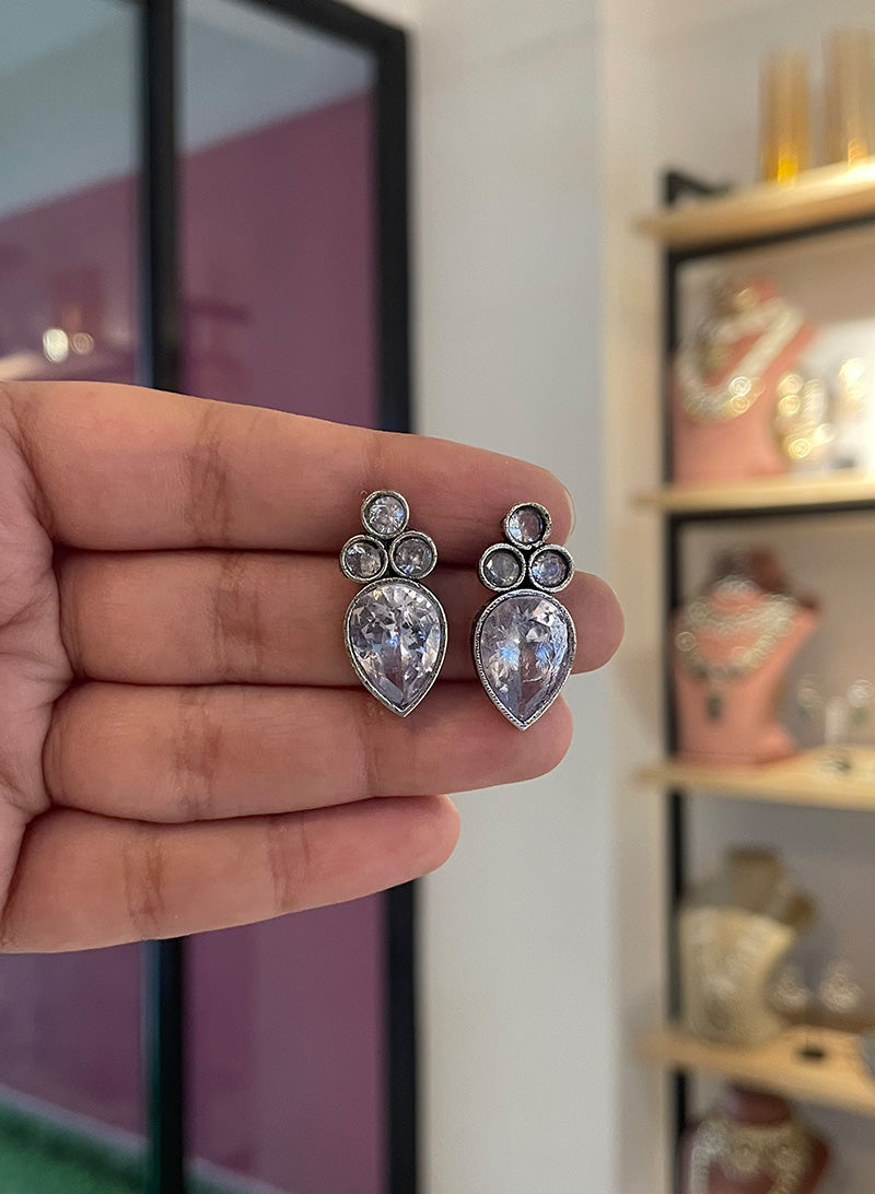 Hivika earrings