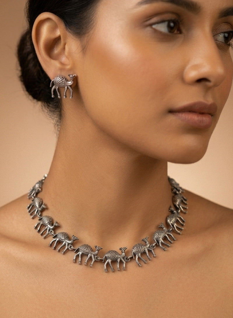 Camel Necklace Set