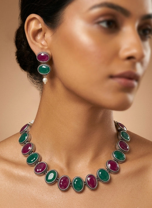 Ojaa Oval stone necklace set